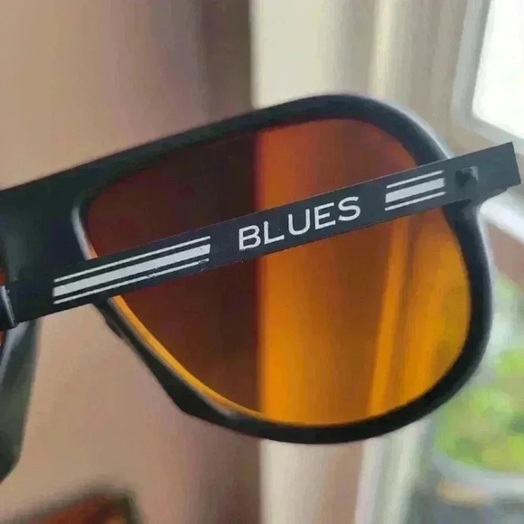 VINTAGE BLUES BROWN/ORANGE PILOT SUNGLASSES BLACK FRAME PLASTIC - Picture 4 of 9